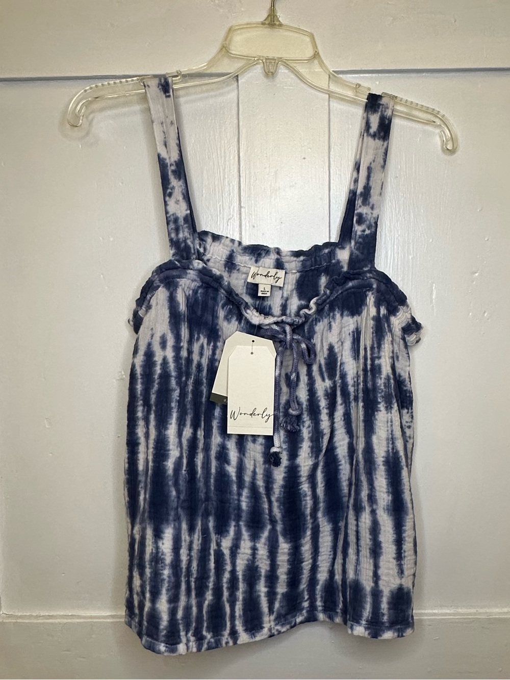 Wonderly Sleeveless Shirt - NWT Blue & White Tie Dye Size L